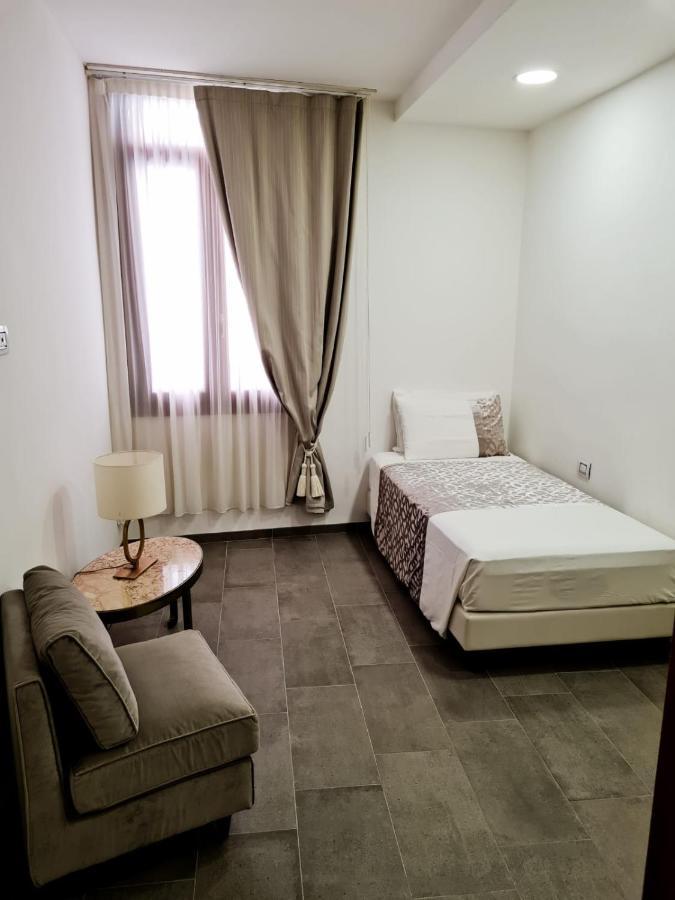 Apartment With Private Courtyard Venedig
